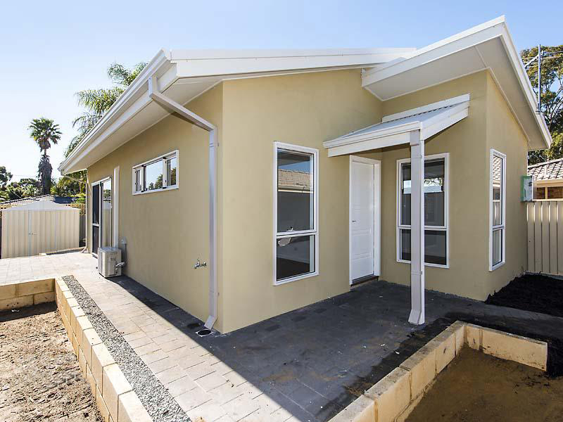 15B Eppalock Grove, South Lake, WA 6164
